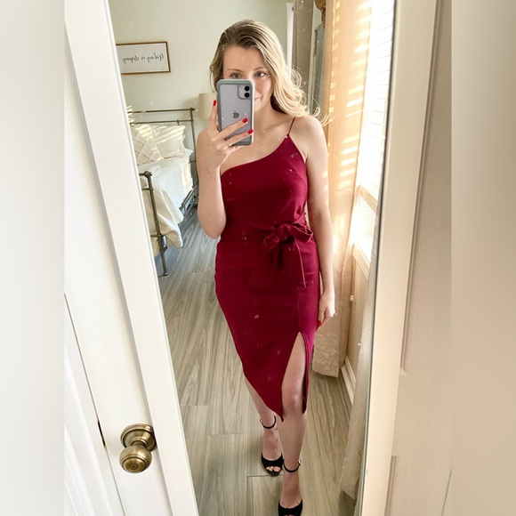 Club Scene Wine Red One-Shoulder Bodycon Midi Dress - Picture 11 of 15